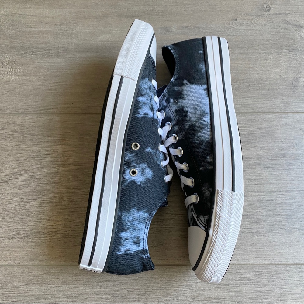NWT Converse Chuck Taylor All Star Low - Picture 5 of 7